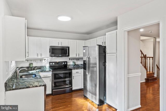 5416 WYCKLOW CT, Alexandria, VA 22304