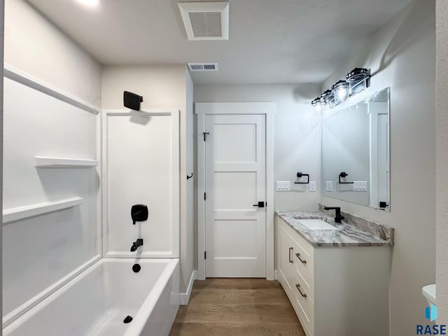 212 W Willow Trl Trail, Crooks, SD 57020