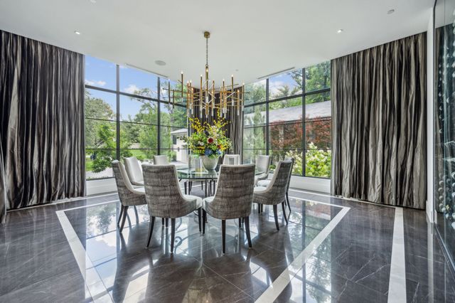 5214 Royal Lane, Dallas, TX 75229