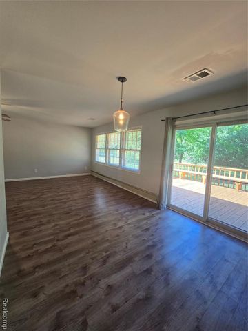 2951 Hill Drive, Troy, MI 48085
