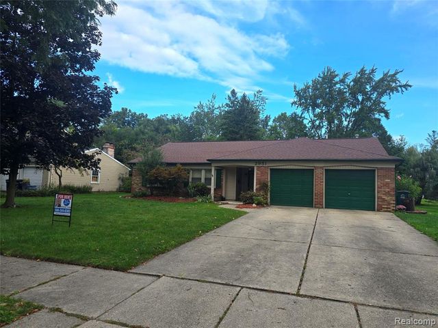 2951 Hill Drive, Troy, MI 48085