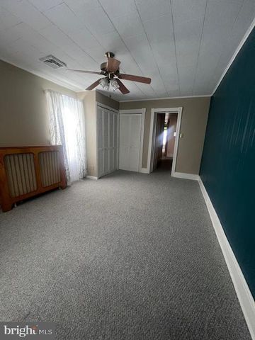 212 E MARKET ST, Schuylkill Haven, PA 17972