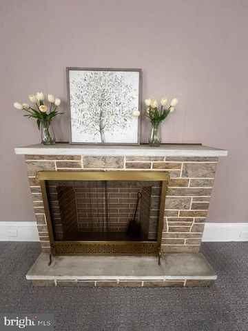 212 E MARKET ST, Schuylkill Haven, PA 17972