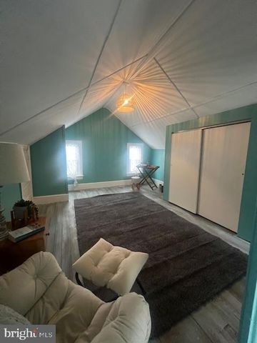 212 E MARKET ST, Schuylkill Haven, PA 17972