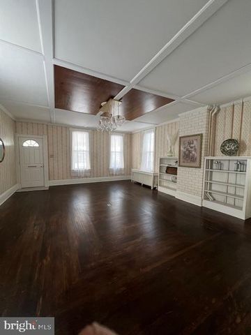 212 E MARKET ST, Schuylkill Haven, PA 17972