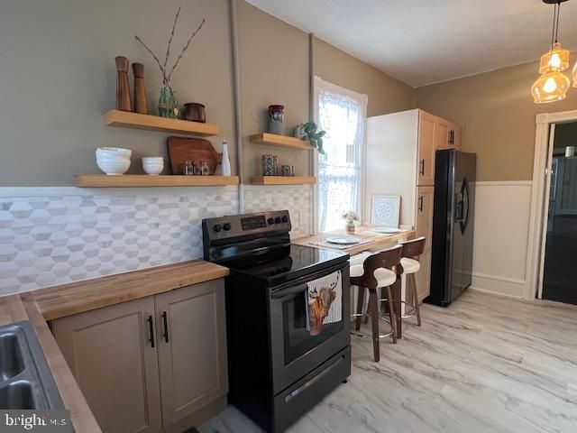 212 E MARKET ST, Schuylkill Haven, PA 17972