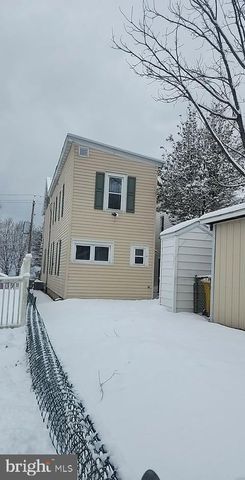212 E MARKET ST, Schuylkill Haven, PA 17972