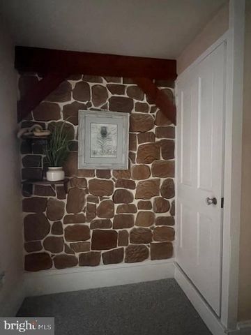 212 E MARKET ST, Schuylkill Haven, PA 17972