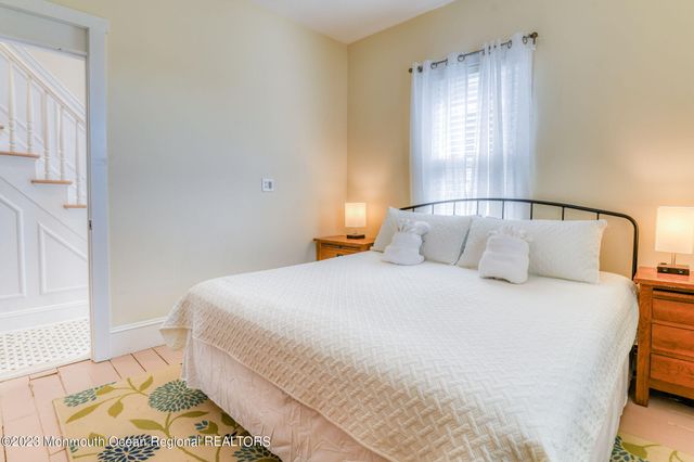 18 Abbott Avenue MAIN HOUSE, Ocean Grove, NJ 07756