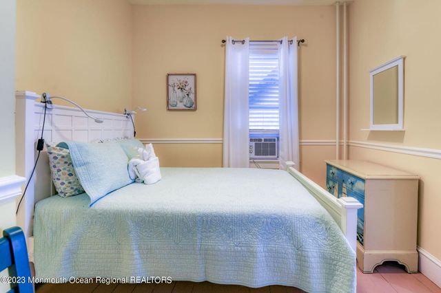 18 Abbott Avenue MAIN HOUSE, Ocean Grove, NJ 07756