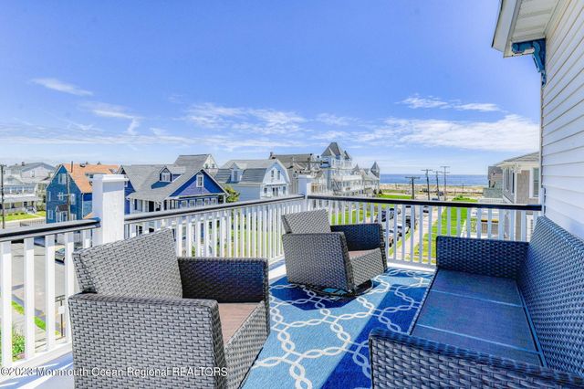 18 Abbott Avenue MAIN HOUSE, Ocean Grove, NJ 07756