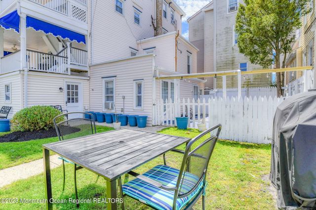 18 Abbott Avenue MAIN HOUSE, Ocean Grove, NJ 07756