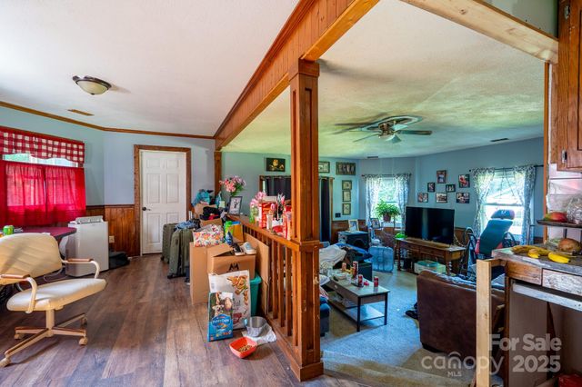 121 C And C Lane, Mooresville, NC 28115