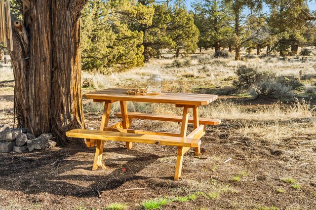 15901 SW Frog Court, Terrebonne, OR 97760