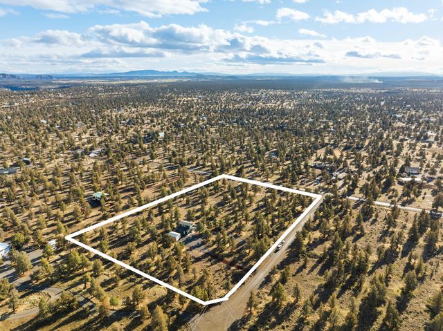 15901 SW Frog Court, Terrebonne, OR 97760