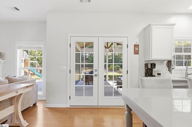 11 Springhead Way, Greer, SC 29650