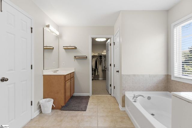 11 Springhead Way, Greer, SC 29650