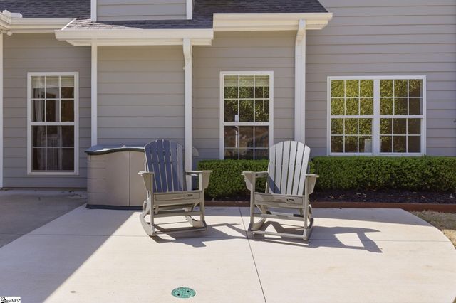 11 Springhead Way, Greer, SC 29650