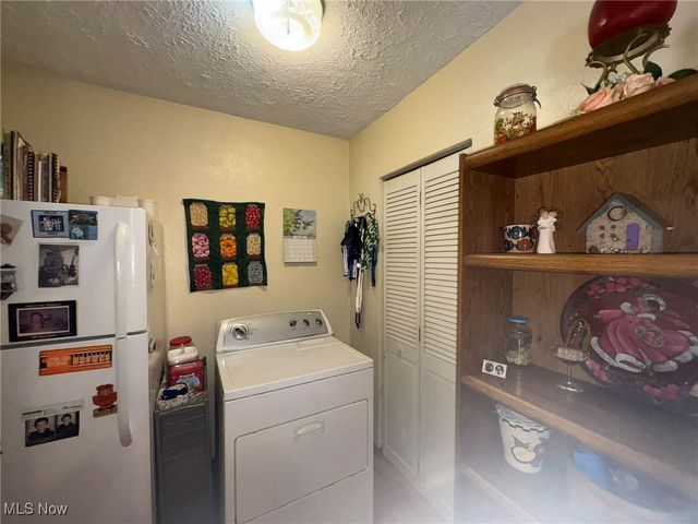 3181 Jaycox Road, Avon, OH 44011