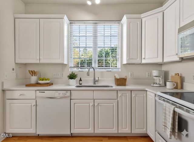 235 Eyam Hall Lane, Apex, NC 27502