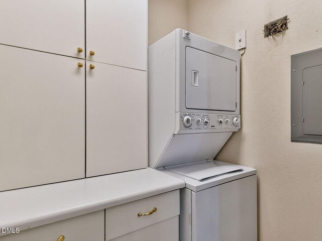 235 Eyam Hall Lane, Apex, NC 27502