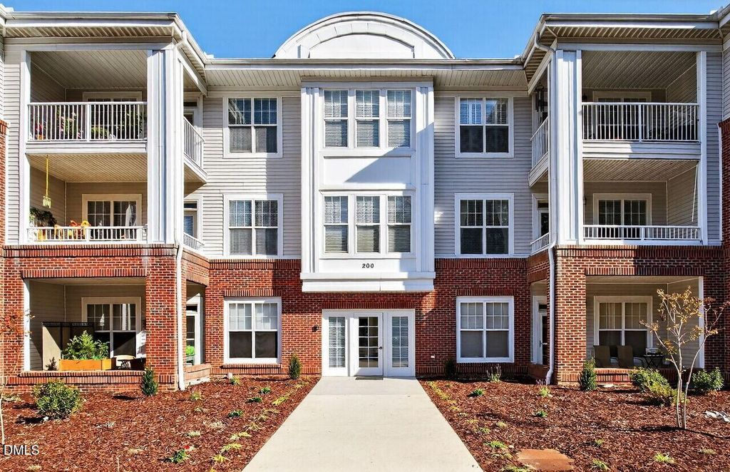 235 Eyam Hall Lane, Apex, NC 27502