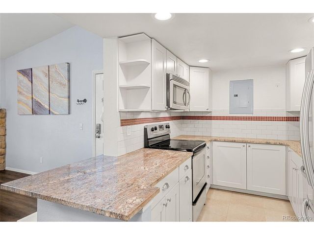 8225 Fairmount Dr 8-201, Denver, CO 80247