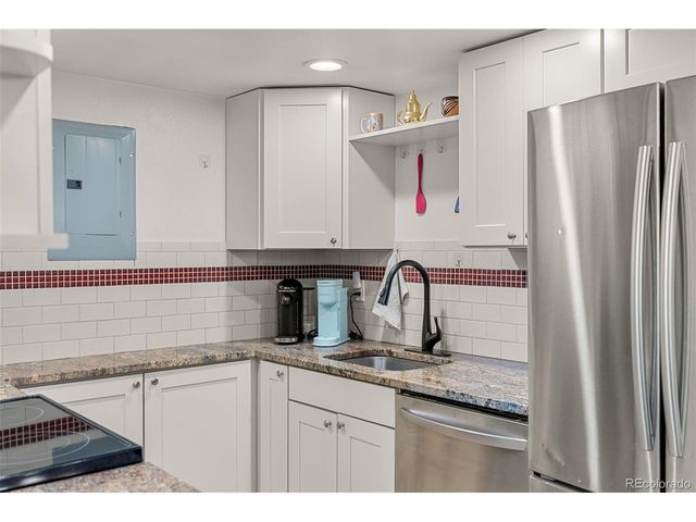 8225 Fairmount Dr 8-201, Denver, CO 80247