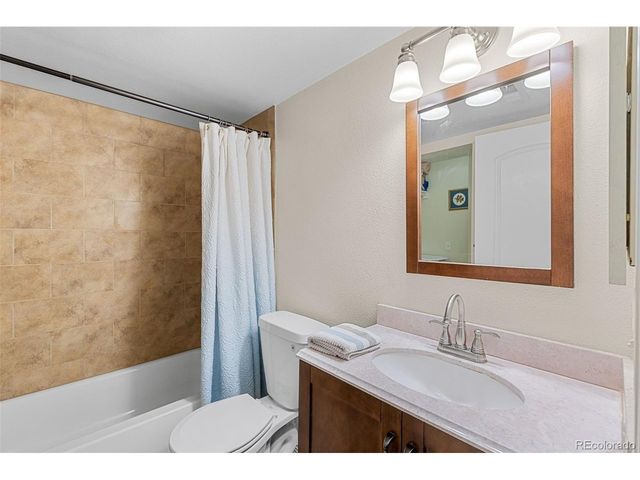 8225 Fairmount Dr 8-201, Denver, CO 80247