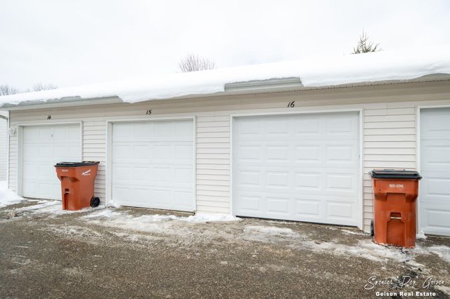 7032 S Cannon Place Drive NE 28, Rockford, MI 49341