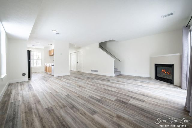 7032 S Cannon Place Drive NE 28, Rockford, MI 49341