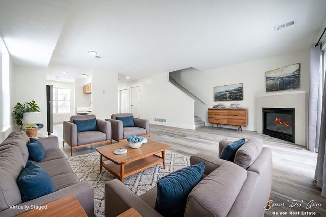 7032 S Cannon Place Drive NE 28, Rockford, MI 49341