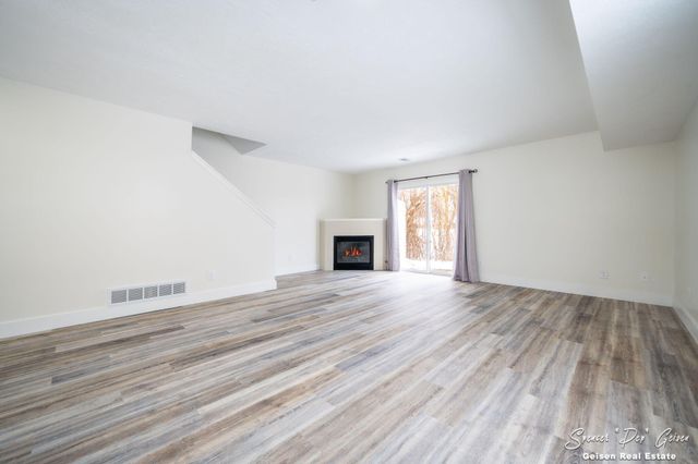 7032 S Cannon Place Drive NE 28, Rockford, MI 49341