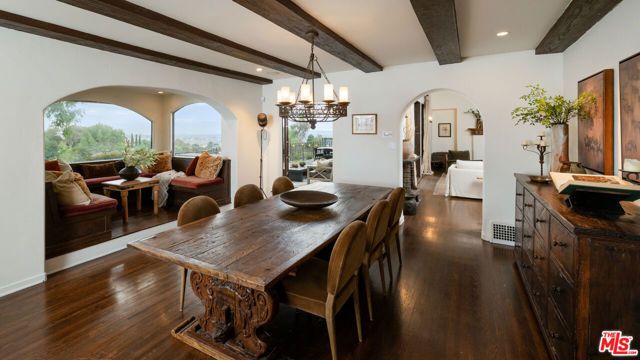 6208 Mulholland Highway, Los Angeles, CA 90068