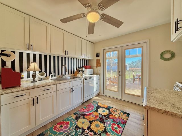 725 Highbluff Road, Hartford, AL 36344