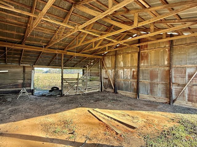 725 Highbluff Road, Hartford, AL 36344