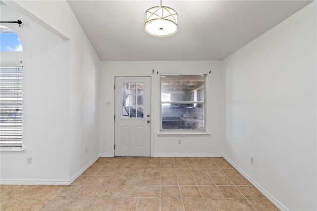 6718 Riding Wind Dr, Corpus Christi, TX 78414