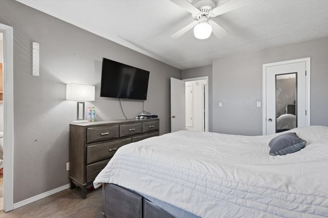 260 Tarpon Avenue SE, Rio Rancho, NM 87124