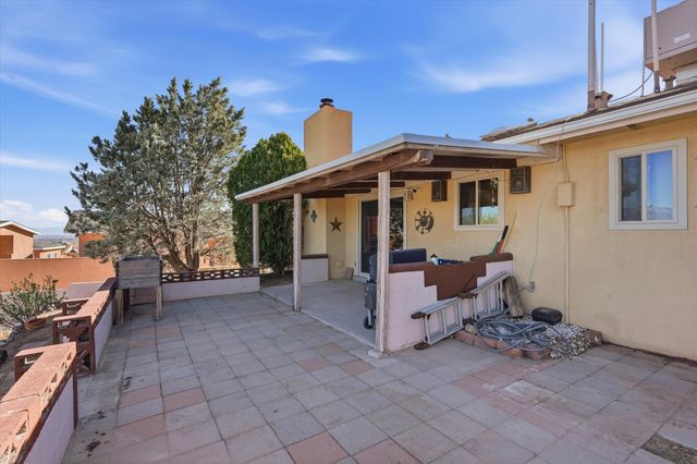 260 Tarpon Avenue SE, Rio Rancho, NM 87124