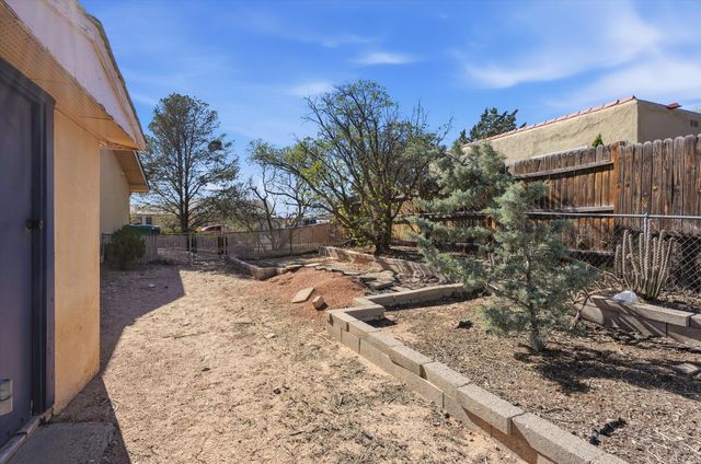 260 Tarpon Avenue SE, Rio Rancho, NM 87124