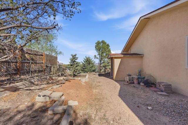 260 Tarpon Avenue SE, Rio Rancho, NM 87124