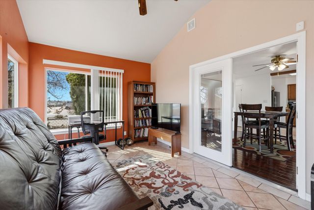 260 Tarpon Avenue SE, Rio Rancho, NM 87124