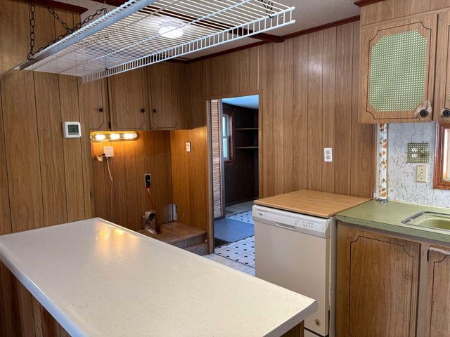 7020 W Ocieo St, Wichita, KS 67205