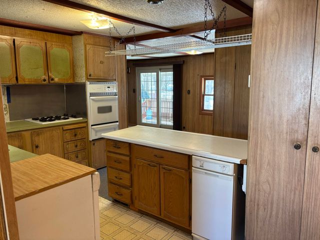 7020 W Ocieo St, Wichita, KS 67205