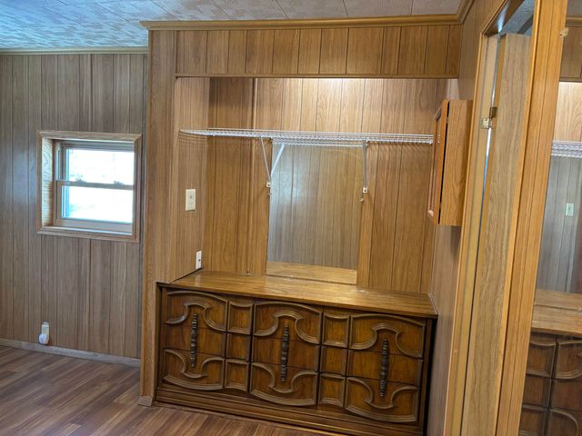 7020 W Ocieo St, Wichita, KS 67205