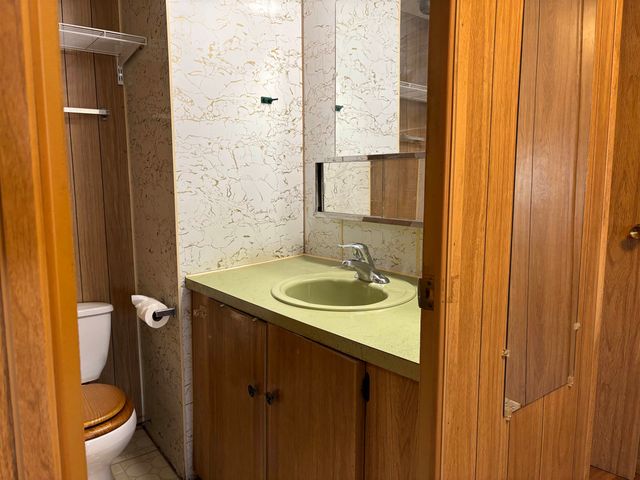 7020 W Ocieo St, Wichita, KS 67205