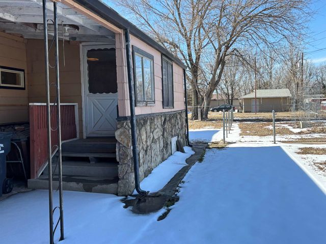 7020 W Ocieo St, Wichita, KS 67205