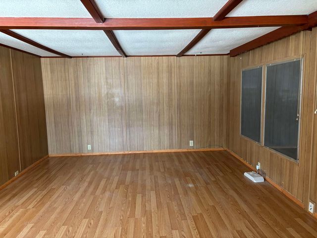 7020 W Ocieo St, Wichita, KS 67205