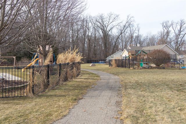 Abbington & Barrington Land, Battle Creek, MI 49015