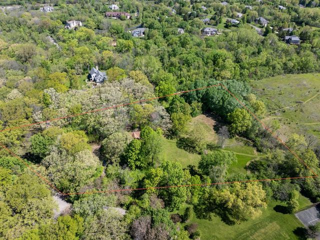 4317 Willowbrook Road, Long Grove, IL 60047
